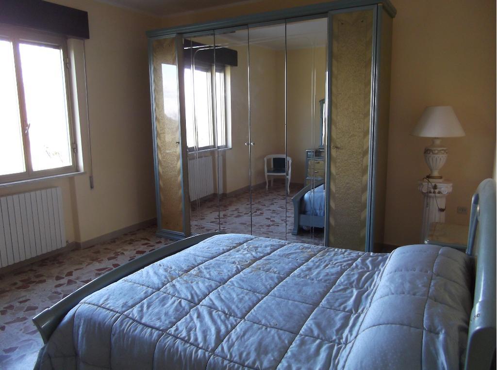B&B Misatere Vallelonga Habitación foto