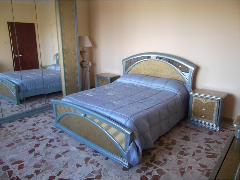 B&B Misatere Vallelonga Habitación foto